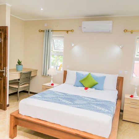 Jonc D'Or Villa Self Catering La Digue Exterior foto